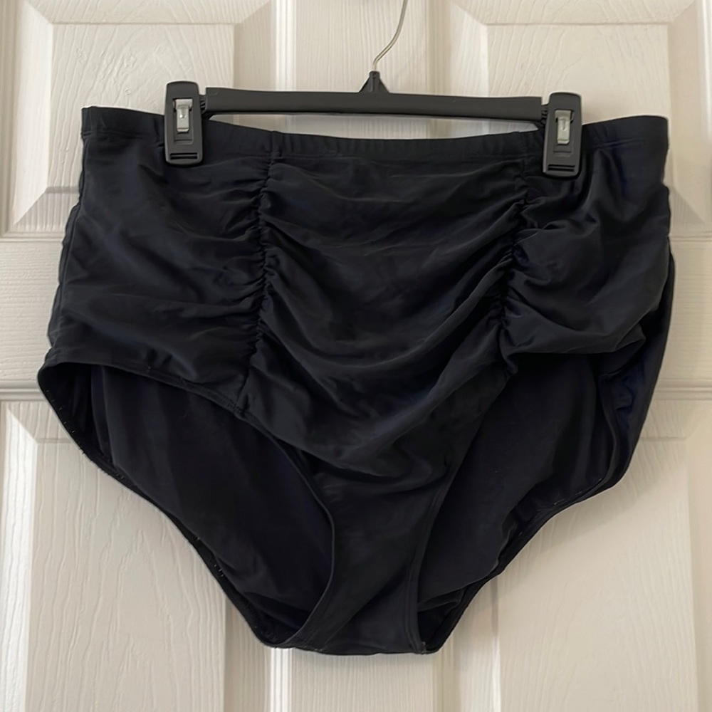 Torrid black high waisted rouched swim bikini bottom size 2X